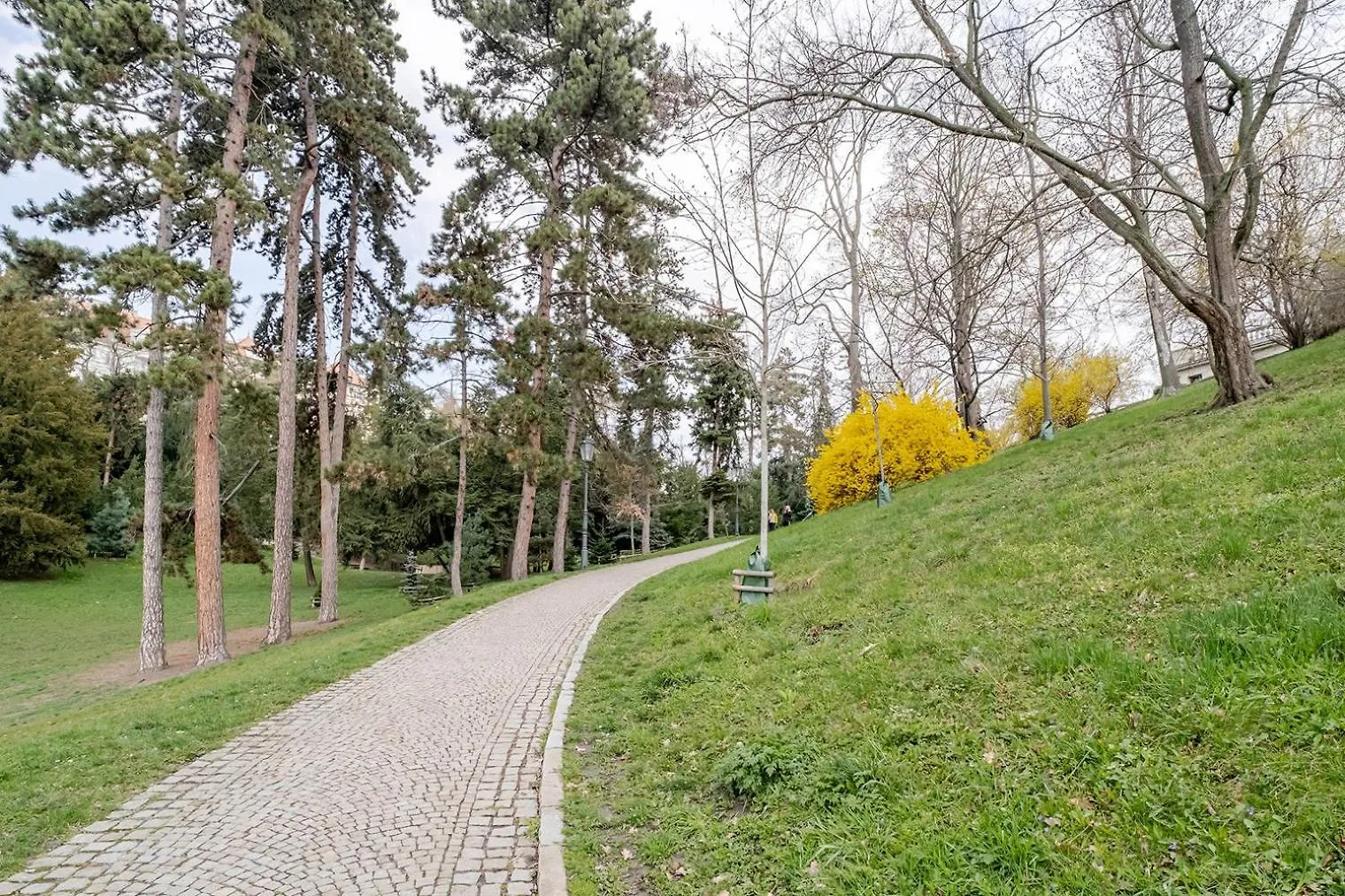 Blueground Vrsovice Near Grebovka Park Prg-15 Apartment Prague